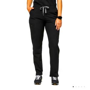 Figs skinny scrub pants